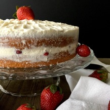 Vanilla Cake with Fresh Strawberries and cream